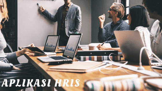 fitur yang wajib ada di aplikasi hris
